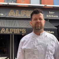 Chef Spotlight: Executive Chef Darren Pettigrew of ALFIE'S BAR & KITCHEN in Hell's…