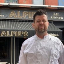 Chef Spotlight: Executive Chef Darren Pettigrew of ALFIE'S BAR & KITCHEN in Hell's Ki