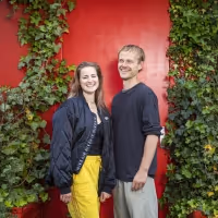 BWW Feature: DESI VAN DOEVEREN EN COEN BRIL SPELEN HOOFDROL IN NIEUWE…