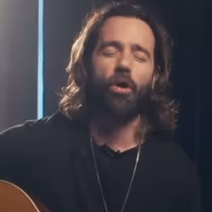 Video: Ramin Karimloo & Hadley Fraser Sing LES MISERABLES, MERRILY WE ROLL ALONG &…