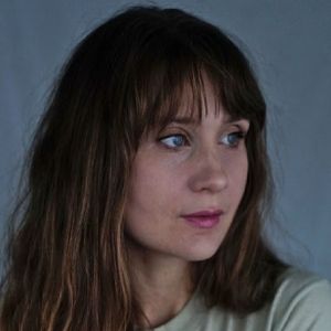 Folk Artist Keeley Boyle Shares New Single 'Inviting' Ahead of Upcoming EP