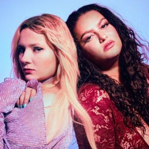 Lily Lane And Sophomore (Abigail Breslin) Unleash 'Woman's Intuition'