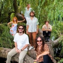 Altin Gün Shares New Single 'Su Siziyor'