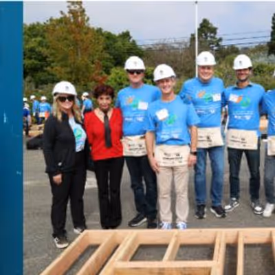 Joshua Jackson, Melissa Rivers, Haley Joel Osment Volunteer at Habitat for Humanity Pacific Palisades Build
