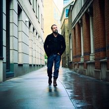 Alfie Boe Sets New Album 'Face Myself' Featuring Original Songs