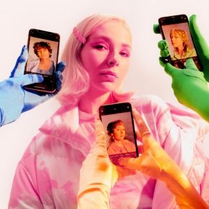 Video: The Regrettes Share The New Music Video For Their Cover Of Robyn's 'Dancing…