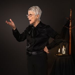 Jennifer Munro To Perform A CHRISTMAS CAROL Thoroughly English Interpretation of…