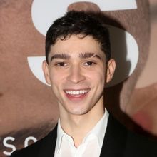 Isaac Powell, Ben Levi Ross, Solea Pfeiffer, and More Will Lead GATSBY at A.R.T.