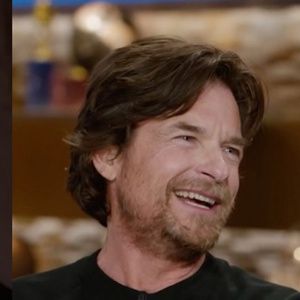 Jason Bateman Talks Empty Nest Life With Jon Stewart on THE DAILY SHOW