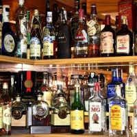 HOME BAR-Stock up for 2021