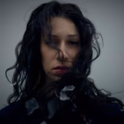 Autumn Luz Releases Debut LP MOMENTS