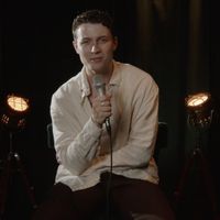 Video: Alex James Hatton Sings 'Bonnie' From the UK Tour of BONNIE AND CLYDE Video