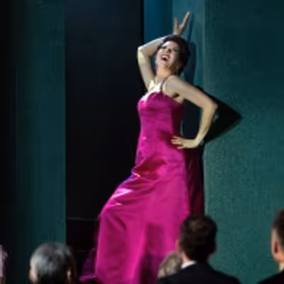 BWW Interview: Lisette Oropesa, the Met's Courtesan of the Moment, Brings Her TRAVIATA to Town