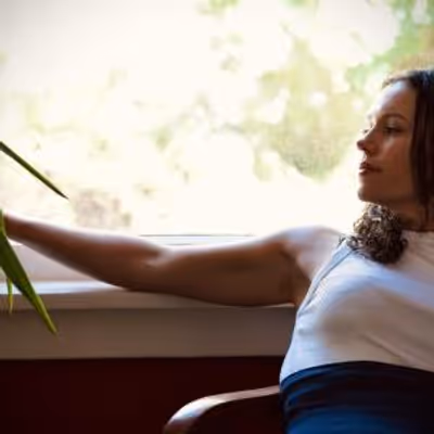 Lexie to Release SAN MIGUEL EP and Share New Single SWIMMING