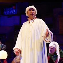 Video: A CHRISTMAS CAROL (ISH) Transfers to the West End