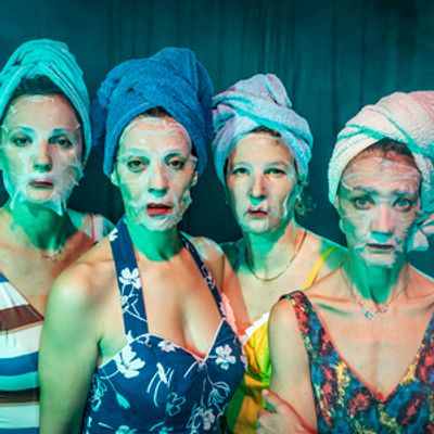 Review: ESCAPED ALONE, The Coronet Theatre