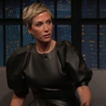 VIDEO: Kristen Wiig Talks SNL Gilly's on LATE NIGHT WITH SETH MEYERS