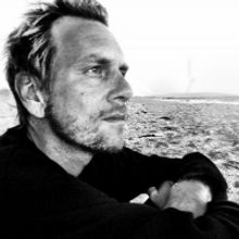 David Poe's 'Smart, Sophisticated' 'Gun For A Mouth' Out Now