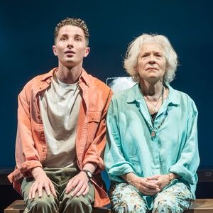 Review: WE HAD A WORLD, Hampstead Theatre