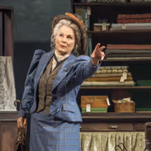 Review: THE SEA, Starring Jennifer Saunders