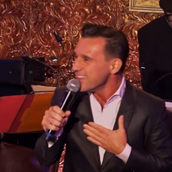 Video: Nicolas King Sings 'There's A Boat That's Leaving Soon for New York' From PORGY & BESS at 54 Below - Cabaret Theater Video