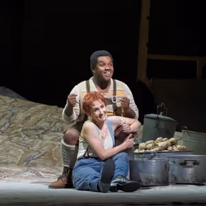Review: A REGIMENT with Comic Style and High Notes, Thanks to Morley and Brownlee at…