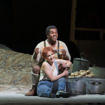 Review: A REGIMENT with Comic Style and High Notes, Thanks to Morley and Brownlee at the Met