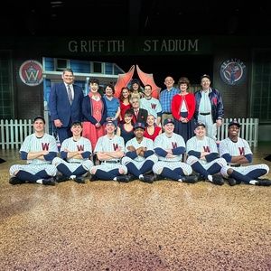 Review: DAMN YANKEES at Alhambra Theatre & Dining