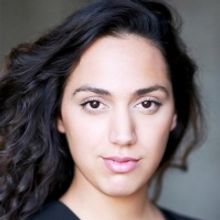 Phoebe Ellabani Talks PETER PAN GOES WRONG UK Tour