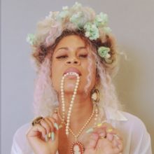 Aluna Unveils Video for 'Summer of Love'