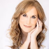 BWW Review: Jodi Benson and the Utah Symphony Brought Holiday Magic to the Noorda