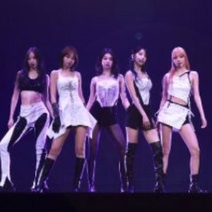 LE SSERAFIM Kick Off First Tour 'Flame Rises' With Two Triumphant Nights in Seoul