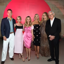 Photos: Reese Witherspoon, Victor Garber & More LEGALLY BLONDE Stars Reunite for Anniversary Event