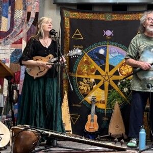 FOUR SHILLINGS SHORT to Perform Farewell Tour Concert at Teatro Paraguas