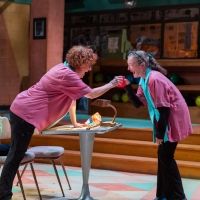 BWW Review: LAST NIGHT AT BOWL-MOR LANES: Carroll and Plum Play Out the String Photo