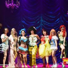 PHOTO FLASH: DESENCANTADAS se estrena hoy en Madrid