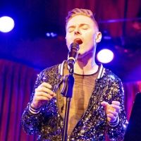 BWW Review: JUST ONE LOOK: THE SONGS OF LINDA RONSTADT. Travis Moser Salutes the…
