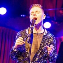 BWW Review: JUST ONE LOOK: THE SONGS OF LINDA RONSTADT. Travis Moser Salutes the Lege