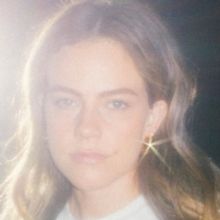 Riah Releases 'can't lose you now'