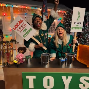 Review: SANTASIA – A HOLIDAY COMEDY at Whitefire Theatre
