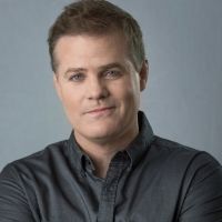 AN EVENING WITH GREG WARREN AND FRIENDS Heads to Metropolis