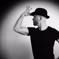 VIDEO: Casts of FOSSE and CHICAGO Reunite to Tribute Ann Reinking Video