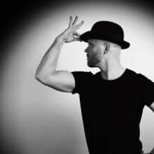 VIDEO: Casts of FOSSE and CHICAGO Reunite to Tribute Ann Reinking