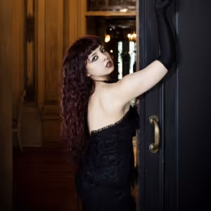 Chanteuse Artemisia LeFay Will Make 54 Below Debut in WASTED GIRL