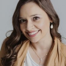 Amanda Mai of ESCAPE TO MARGARITAVILLE at Old Log Theatre