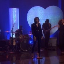VIDEO: Watch Summer Walker Perform 'Playing Games' on THE TONIGHT SHOW WITH JIMMY FAL