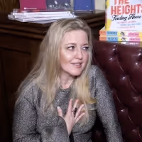 VIDEO: Jennifer Simard Talks COMPANY, Sondheim & More on Backstage with Richard Ridge Video