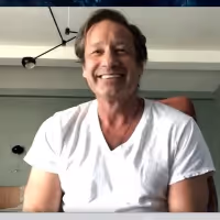 THE X-FILES Theme Song Gets Lyrics in New Cast Video