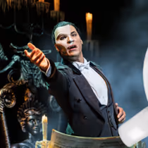 Wake Up With BroadwayWorld September 21, 2026- Jennifer Simard Joins SCHMIGADOON! and More