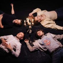 Review: LEAVES OF GLASS, Park Theatre